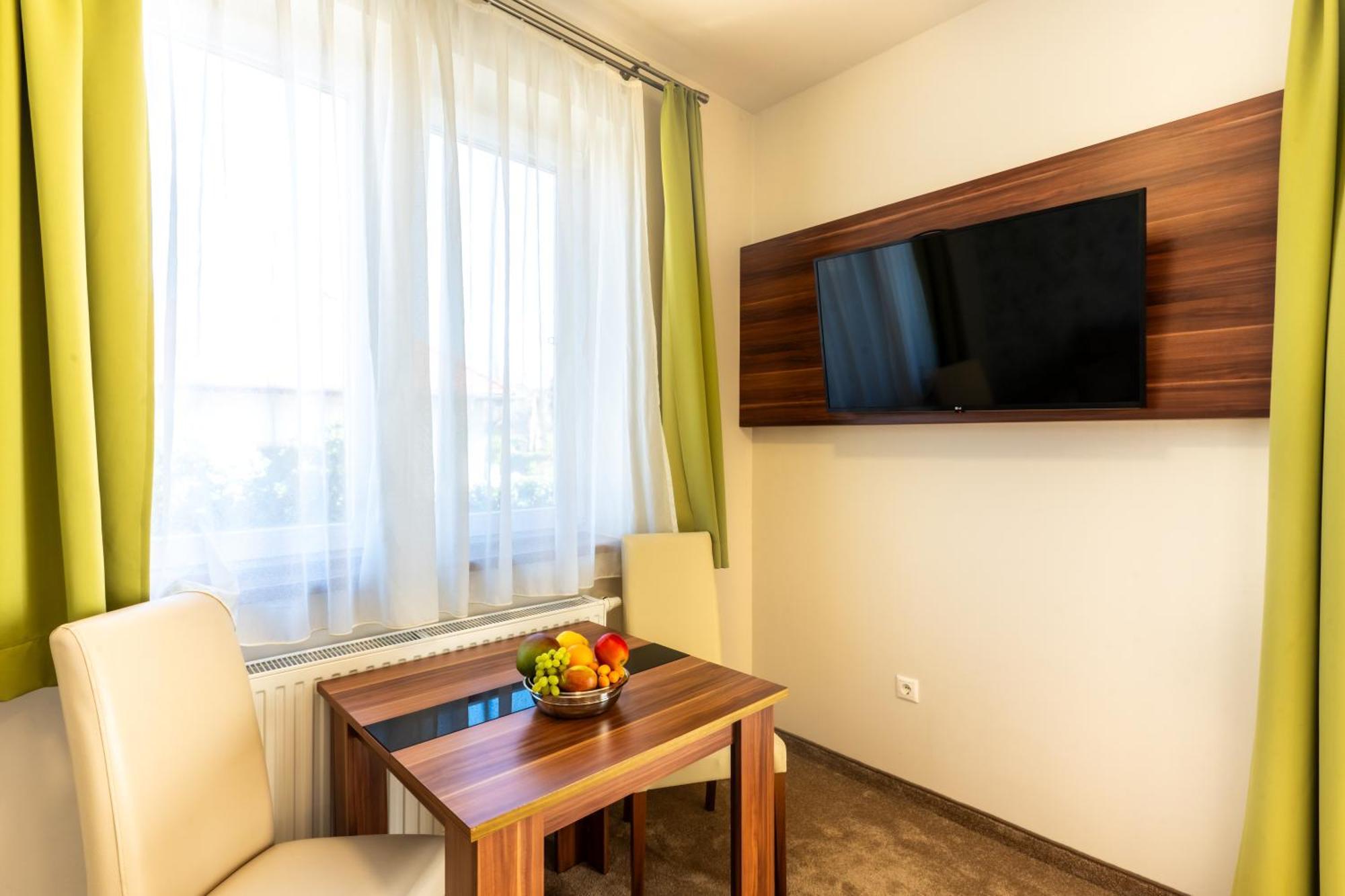 B&B Lajta Park Mosonmagyaróvár Eksteriør billede